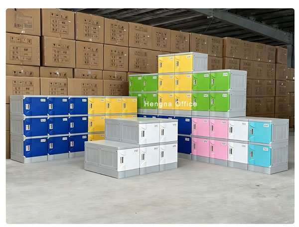 Corrosion-resistant ABS plastic lockers installed in a factory production line changing area